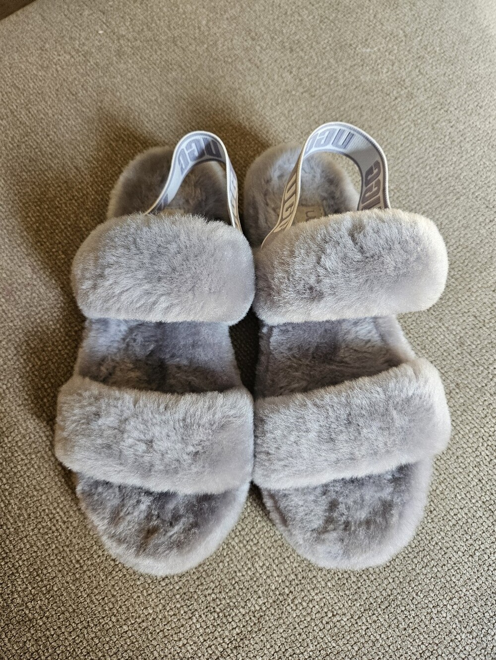 UGG Oh Yeah Fuzzy Gray Slide Slippers. Size 8